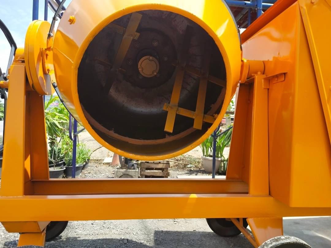 โม่ผสมปูนเหล็กเหนียว