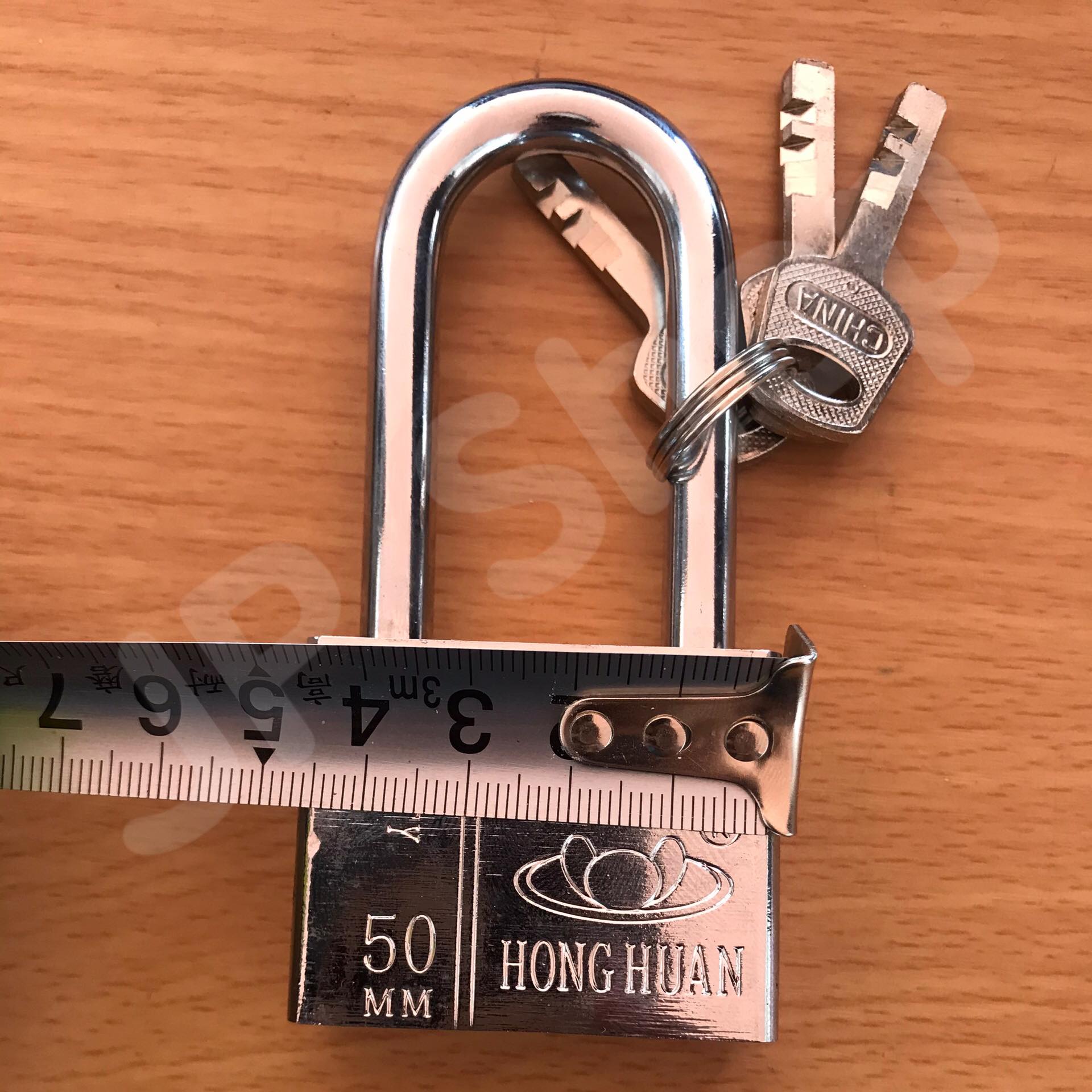 กุญแจล็อคบ้าน ล็อคครัว ล็อคอเนประสงค์ 50 มม. ล็อคแน่นหนา คงทน ราคาถูก สนใจสั่งซื้อได้เลย ห่วงยาว #903