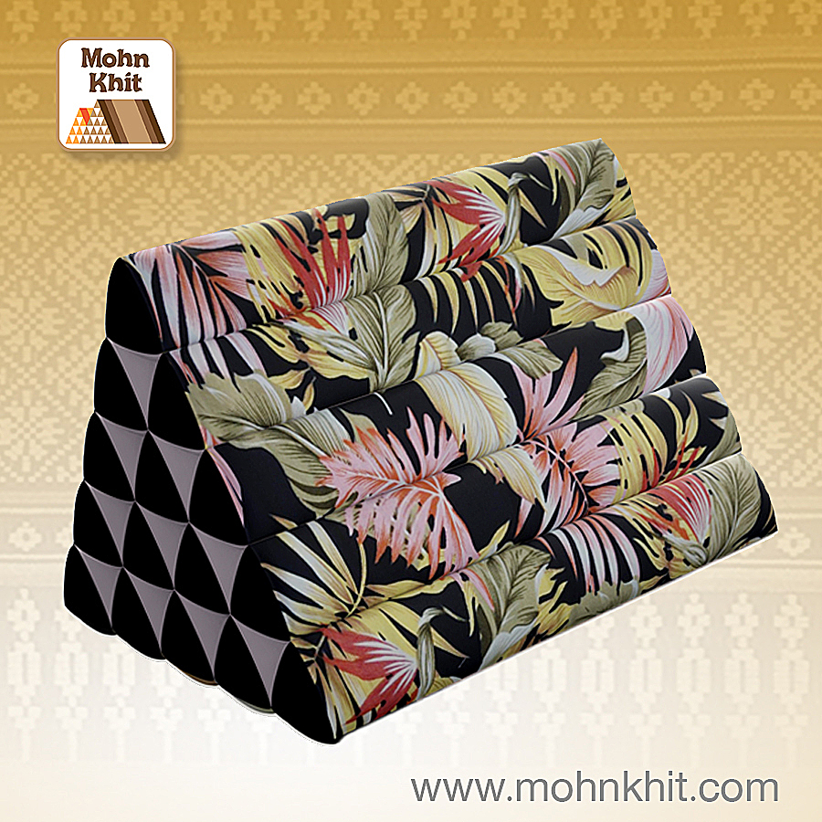 หมอนสามเหลี่ยม15ช่องลายฮาวาย 52cmx36cmx32cm// Thai Tri-angle Cotton Hawaii Traditional Floor Cushions.