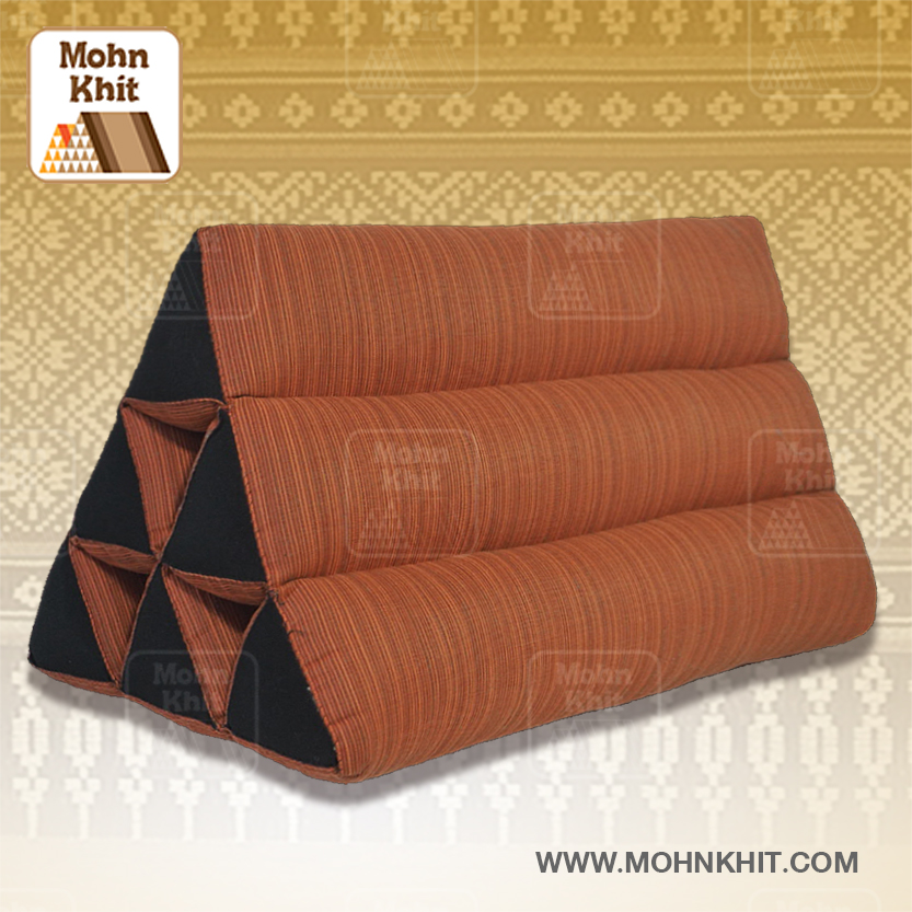 หมอนสามเหลี่ยม6ช่องใยสังเคราะห์ 50x28x30Cm.Decorate design Triangle synthetic fibers Traditional Floor Cushions 10 holes.