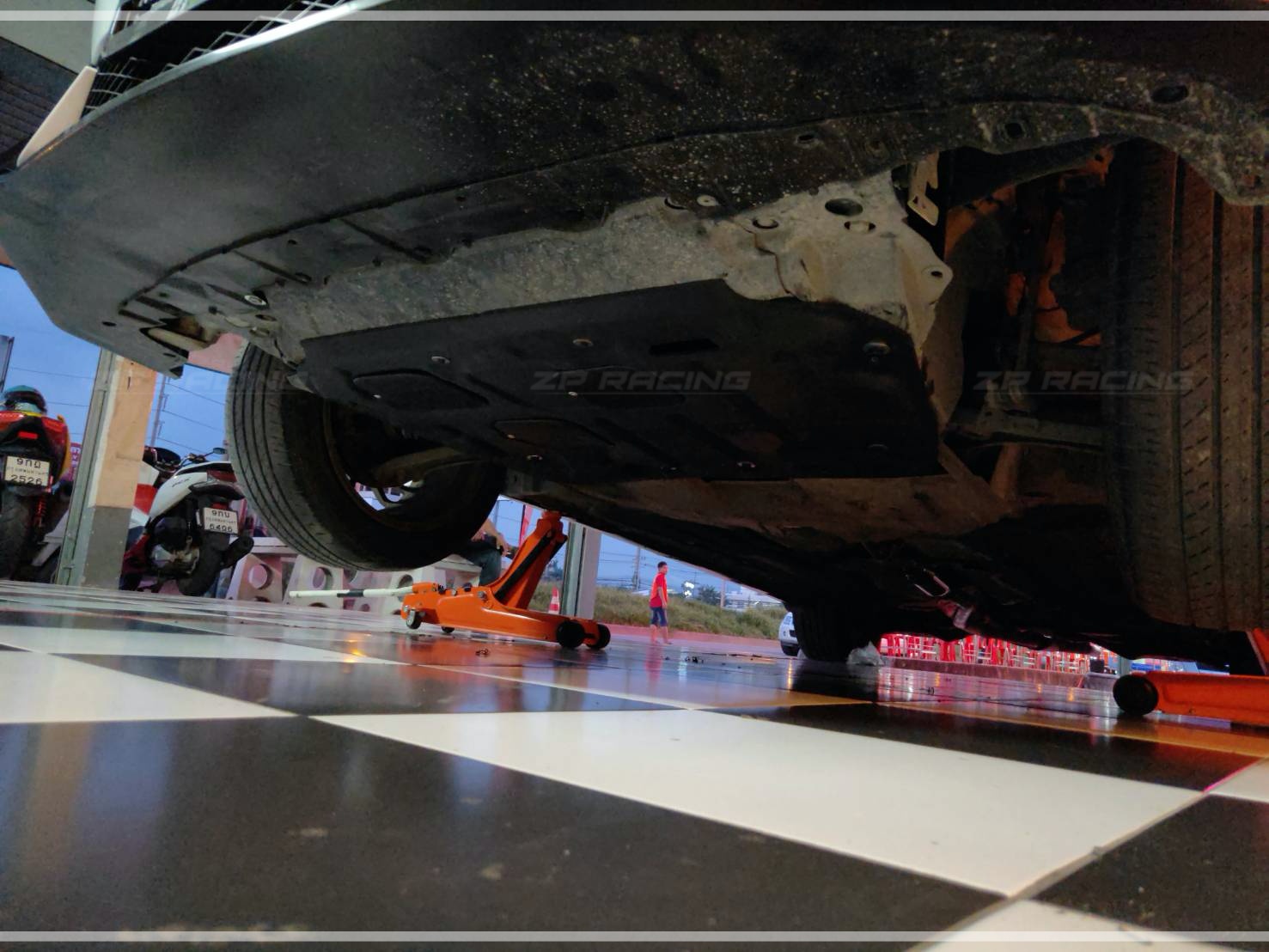 แผ่นปิดห้องเครื่อง แผ่นปิดใต้เครื่อง CIVIC FC/FK หนา 5mm 2016-2022