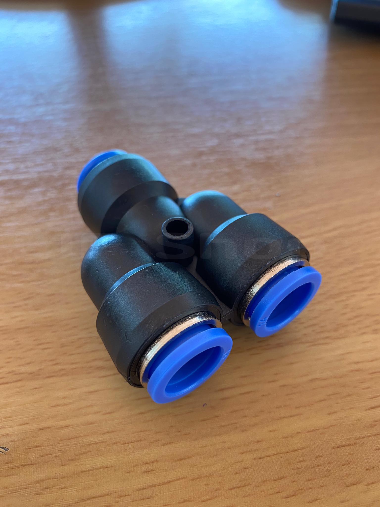 ข้อต่อลม3ทางวาย ข้อต่อลม PY-14 ฟิตติ้งเมติกส์แบบสามทางตัวY ขนาด14มม. ใช้ต่อกับสายลม14มม. #0414