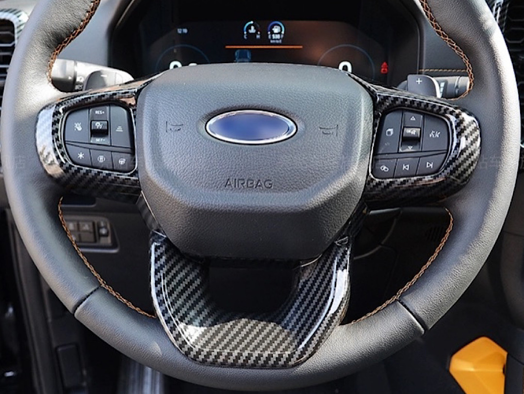 ครอบพวงมาลัยฟอร์ด Ford Next Gen Everest ลายคาร์บอน