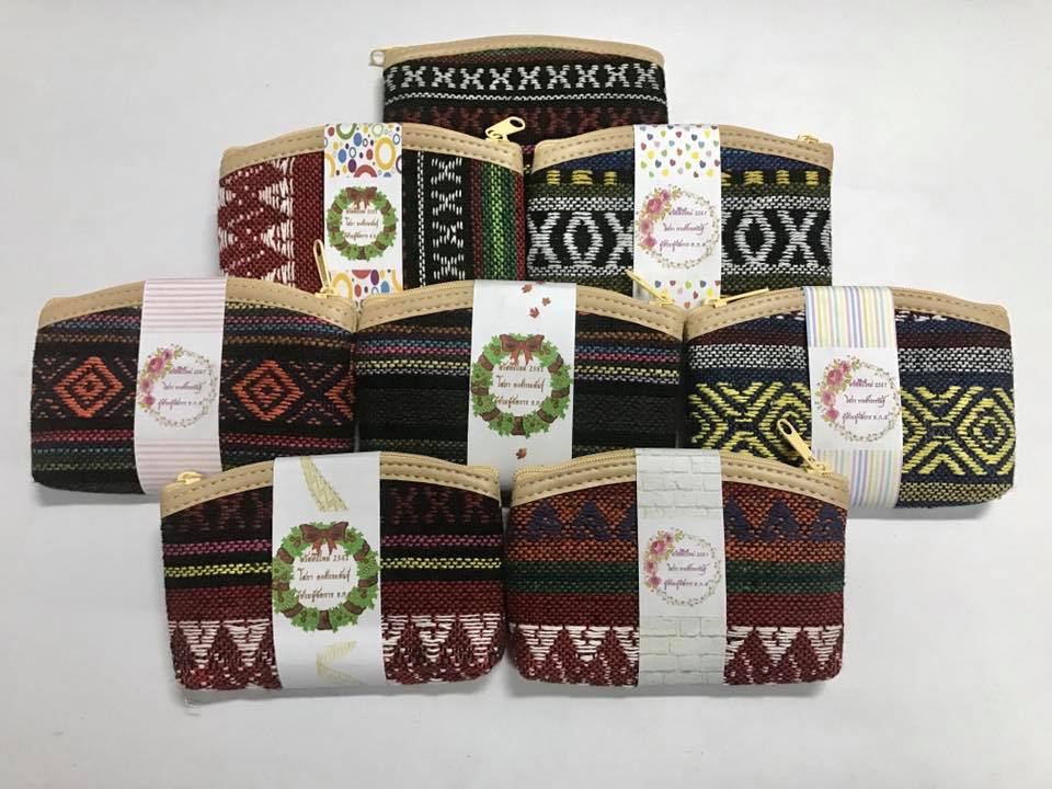พวงกุญแจ กระเป๋าเหรียญผ้าขิด ของขวัญ ของชำรวย 7x9x cm// Keychain Coin Bag