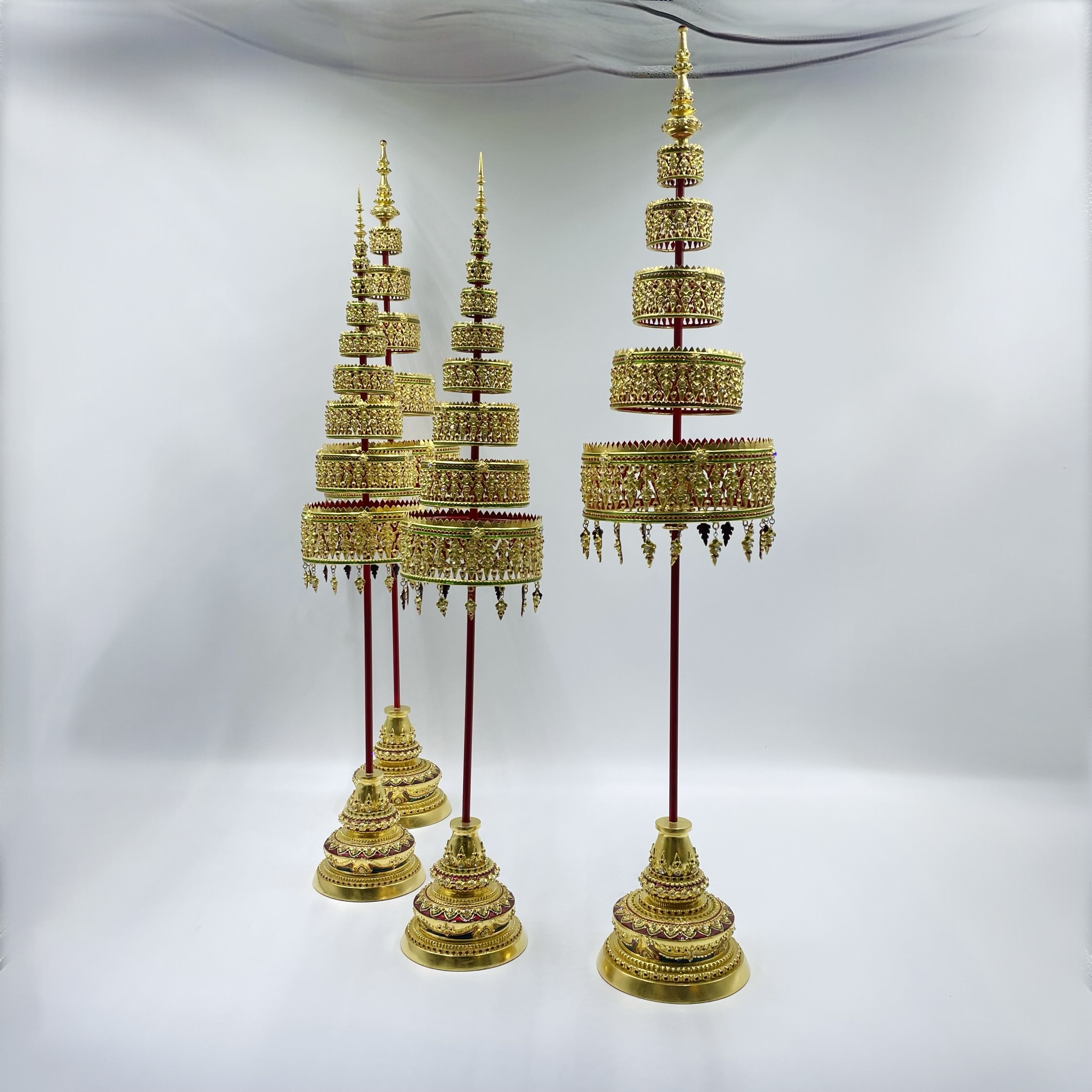 ฉัตรทอง 9 ชั้น