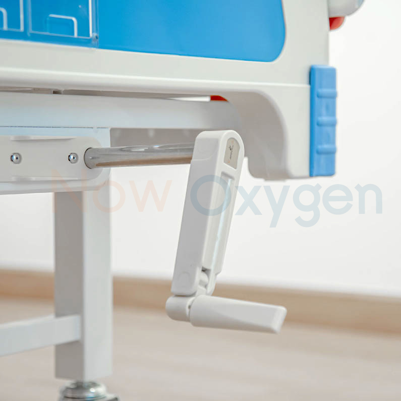 เตียงผู้ป่วย 2 ฟังก์ชั่น แบบมือหมุน (Manual) ปรับพนังพิงหลัง และปรับงอเข่า (ปรับความสูง-ต่ำไม่ได้) รับประกันศูนย์ไทย 6 ปี