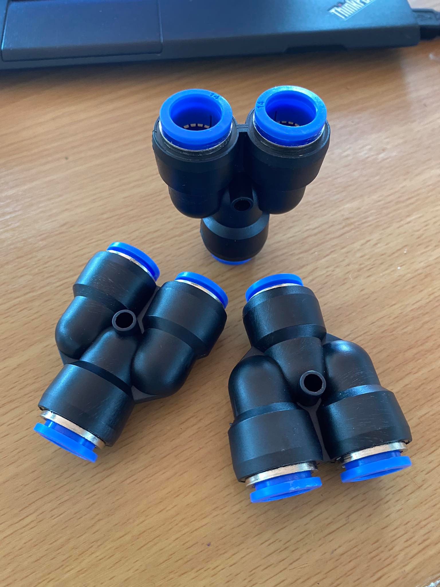 ข้อต่อลม3ทางวาย ข้อต่อลม PY-14 ฟิตติ้งเมติกส์แบบสามทางตัวY ขนาด14มม. ใช้ต่อกับสายลม14มม. #0414