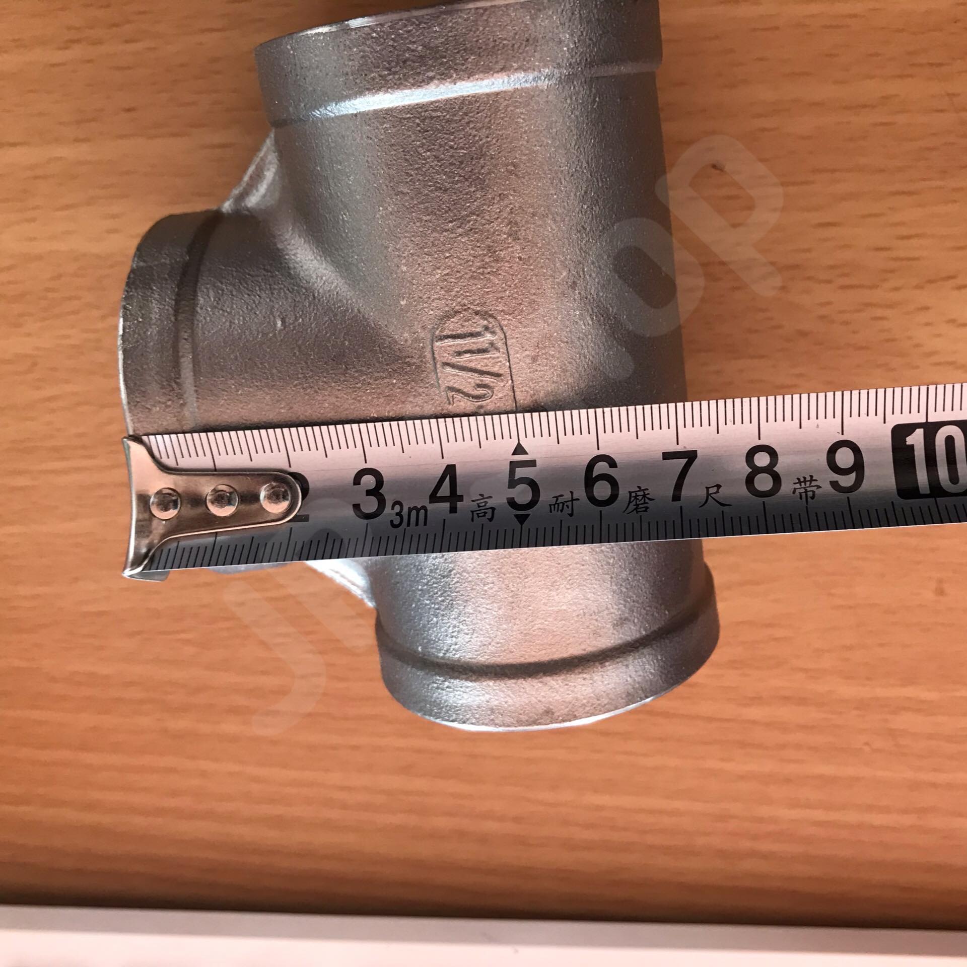 ข้อต่อสามทางสแตนเลส 304 ขนาด 1 1/2( Stainless Steel Tee 304, 1.5" Female Thread (Tee F/F/F) #2853