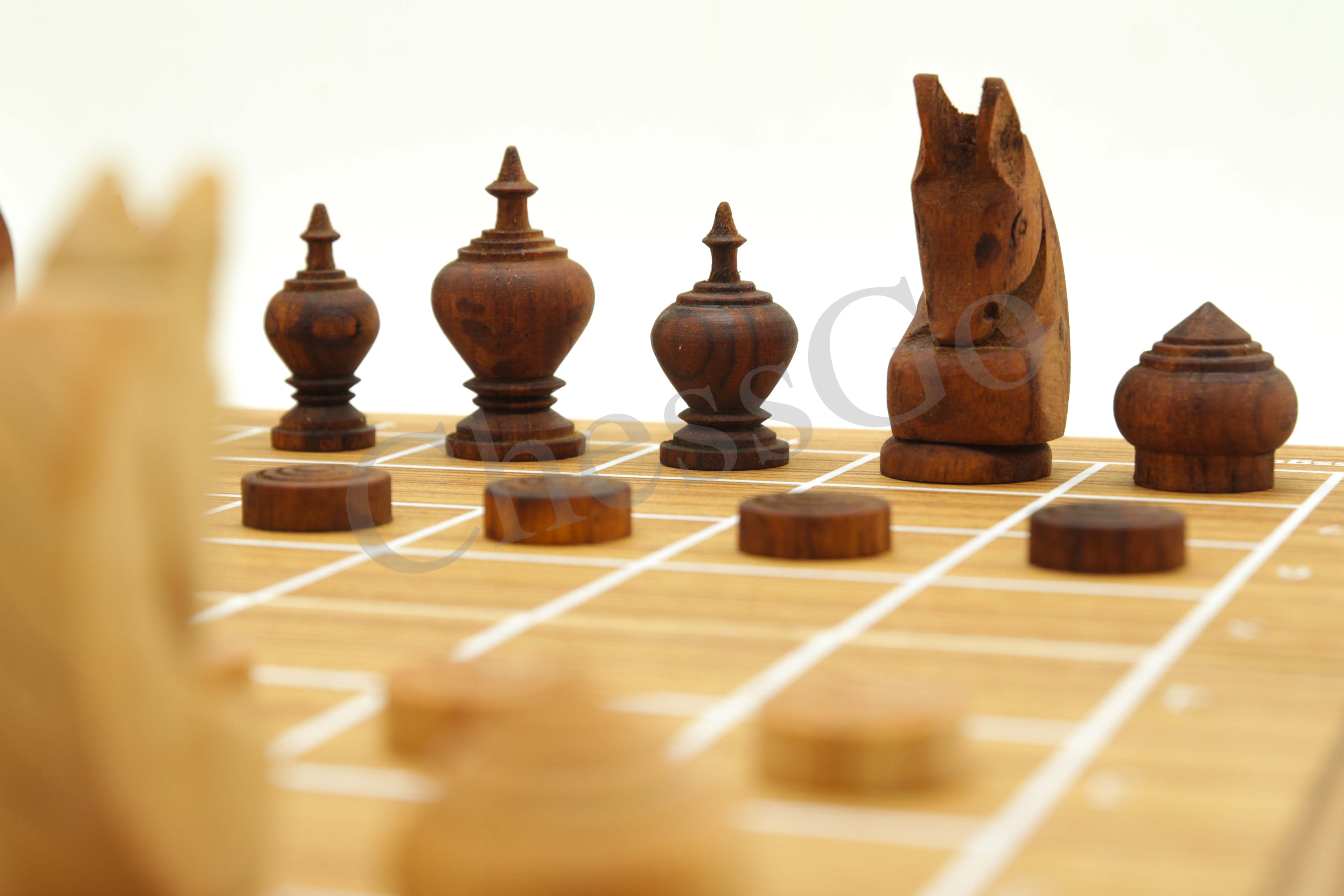 ชุดหมากรุกไทย(กระดานไม้พับ+ตัวไม้รุ่นปกติ+กล่องไม้)