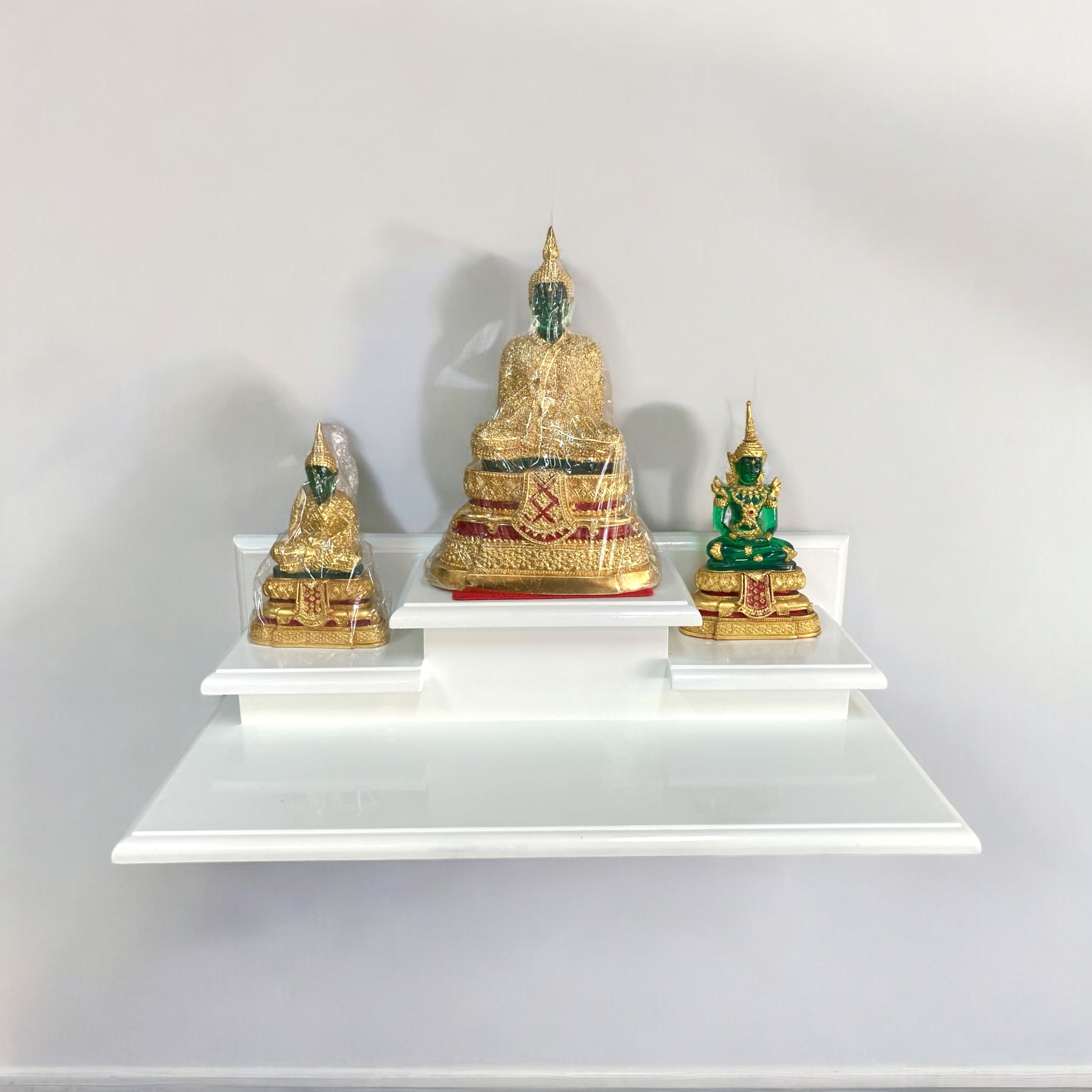 หิ้งพระขั้นบันได 3 ขั้น สีขาว