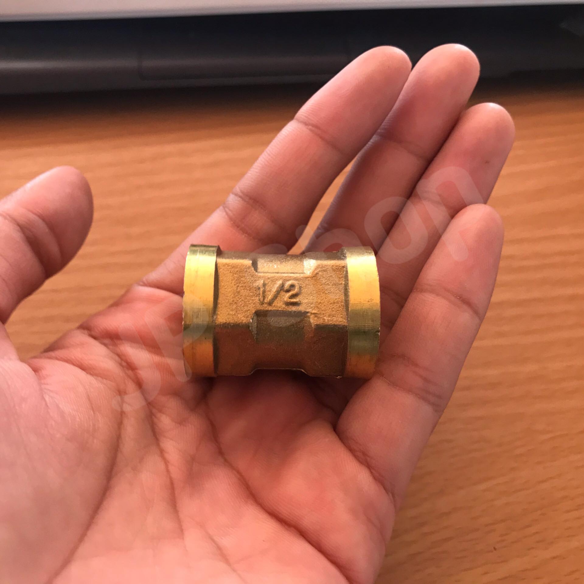 ข้อต่อตรงทองเหลืองขนาด 4 หุน เกลียวใน ข้อต่อ ทองเหลือง ต่อตรงเกลียวใน #1854