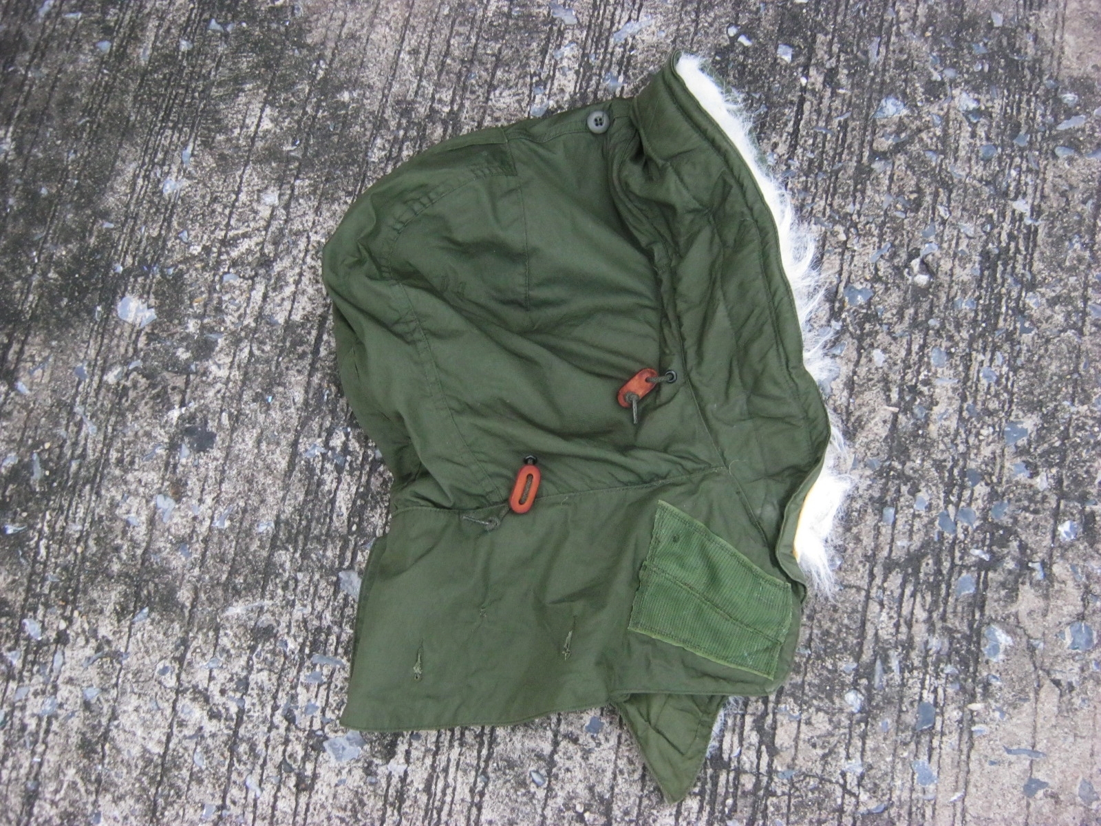OG-107 Extreme Cold Weather Hood with Synthetic Fur Ruff M-51 Fishtail M-65 Parka.