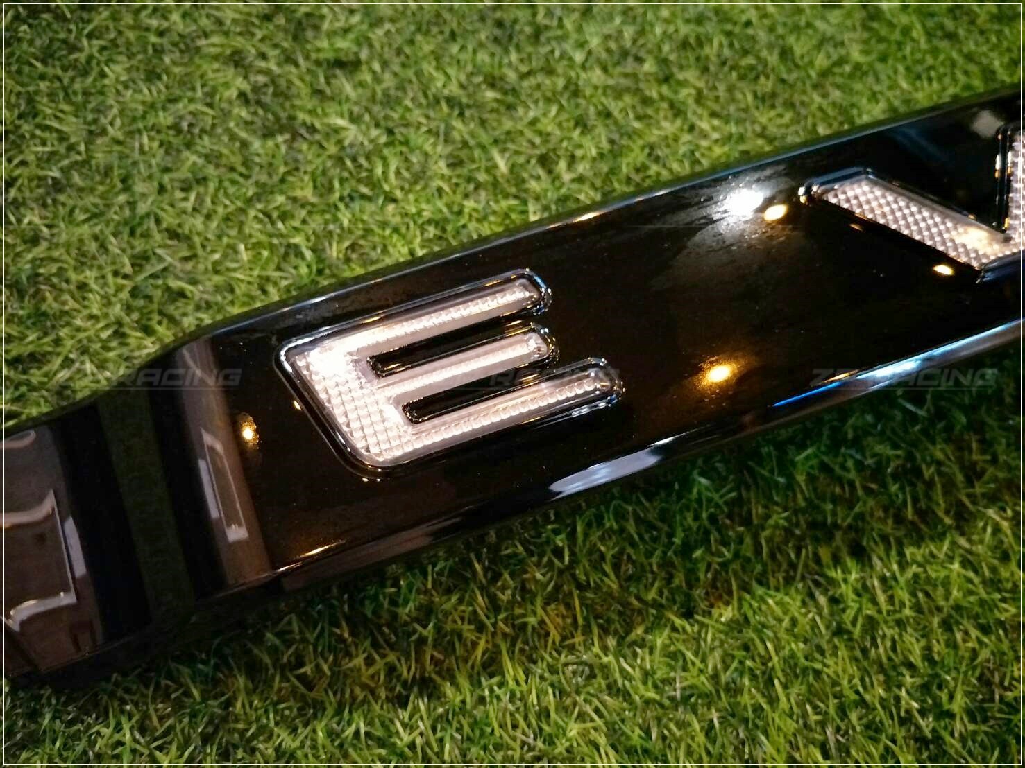 คาดฝาท้าย คาดท้าย EVEREST มีไฟ LED