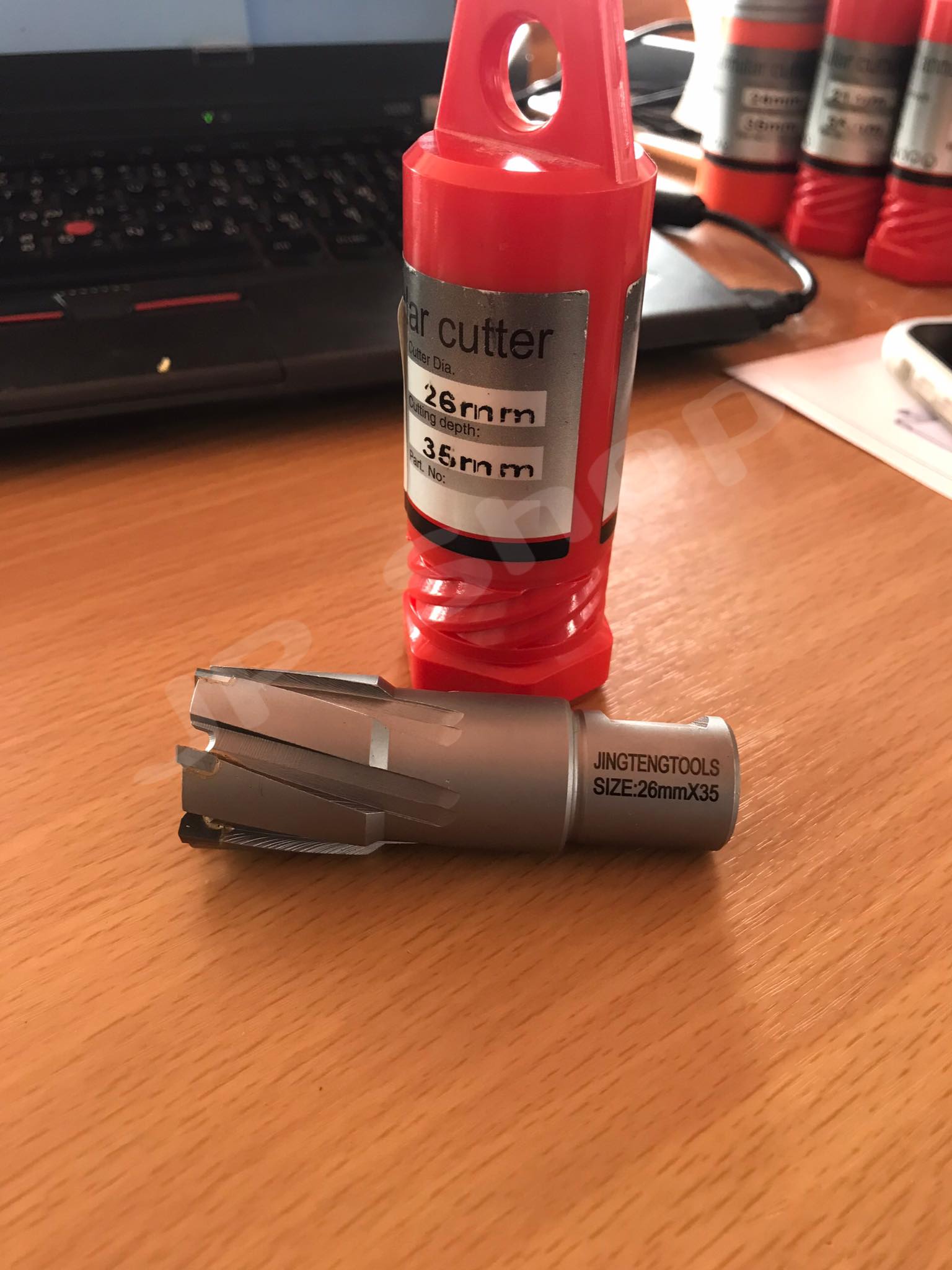 ดอกสว่านเจ็ทบอส แบบโฮลซอว์คาร์ไบสำหรับเจาะเหล็กหนา ด้วยสว่านแม่เหล็กไฟฟ้า ขนาด26*35 มม. #2635