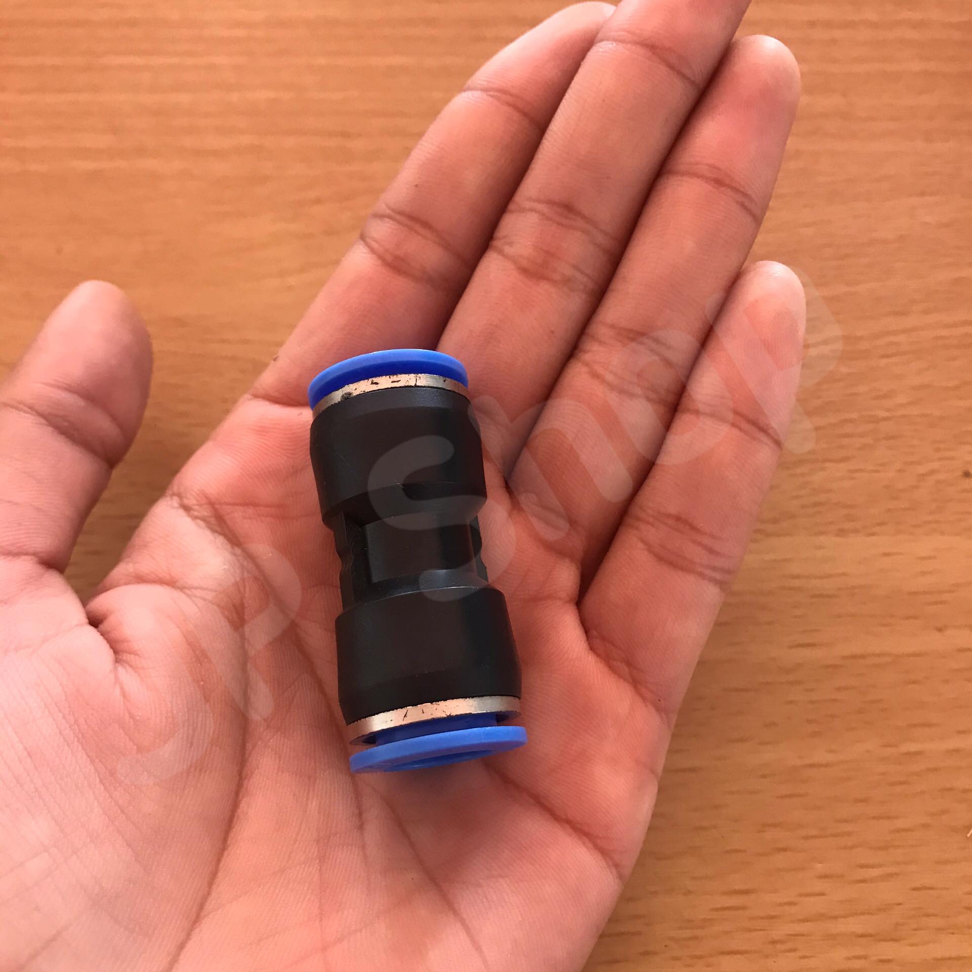 ข้อต่อลม PU 12 มม.-ต่อตรง ฟิตติ้งสายลม ต่อสายลม 12 มม. #0012