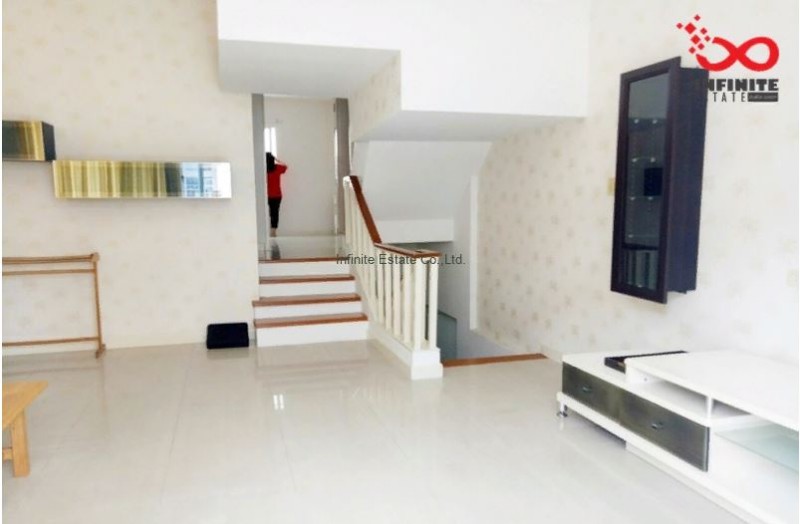 ขายทาวน์โฮม ม.เฟรชวิลล่า ถ.นวมินทร์ 163 แขวงนวลจันทร์ เขตบึงกุ่ม กรุงเทพฯ / พื้นที่ 3 ชั้น 20.2 ตารางวา