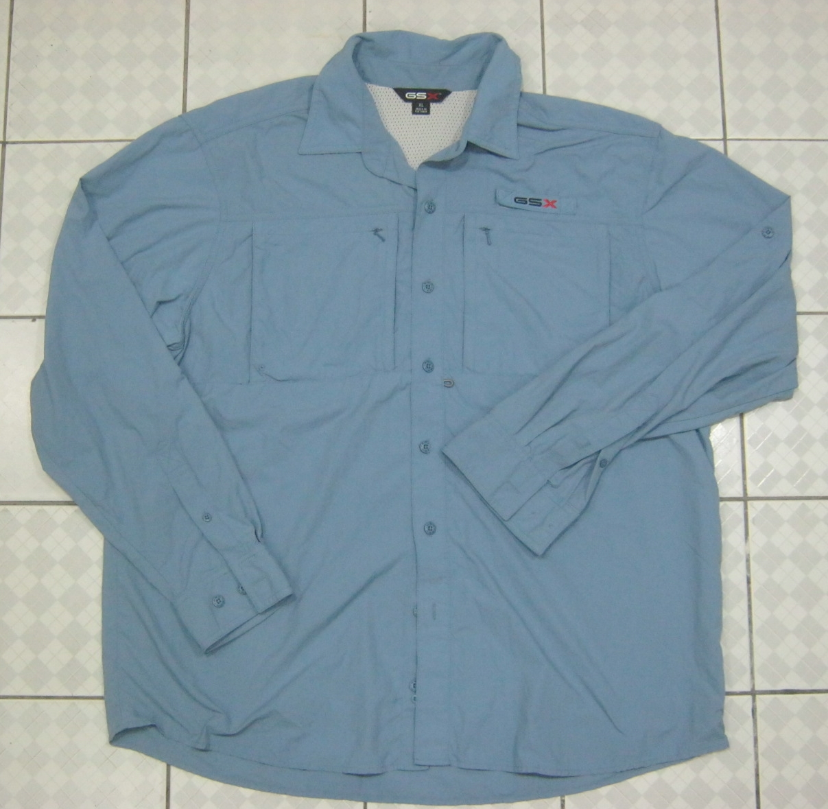 เสื้อเดินป่า