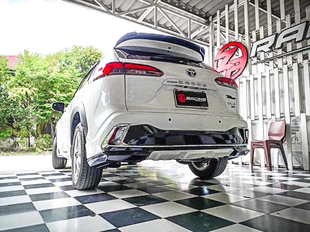 ชุดแต่งโตโยต้าโคโรล่าครอส Toyota Corolla Cross รุ่น TITHUM