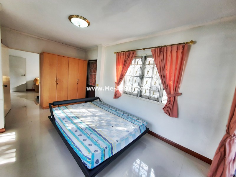 ขายบ้านเดี่ยว ม.วรารมย์ เฟส2 ถ.เพชรกษม 81 แขวงบางบอน เขตบางบอน กรุงเทพ / พื้นที่ 2 ชั้น 53 ตารางวา