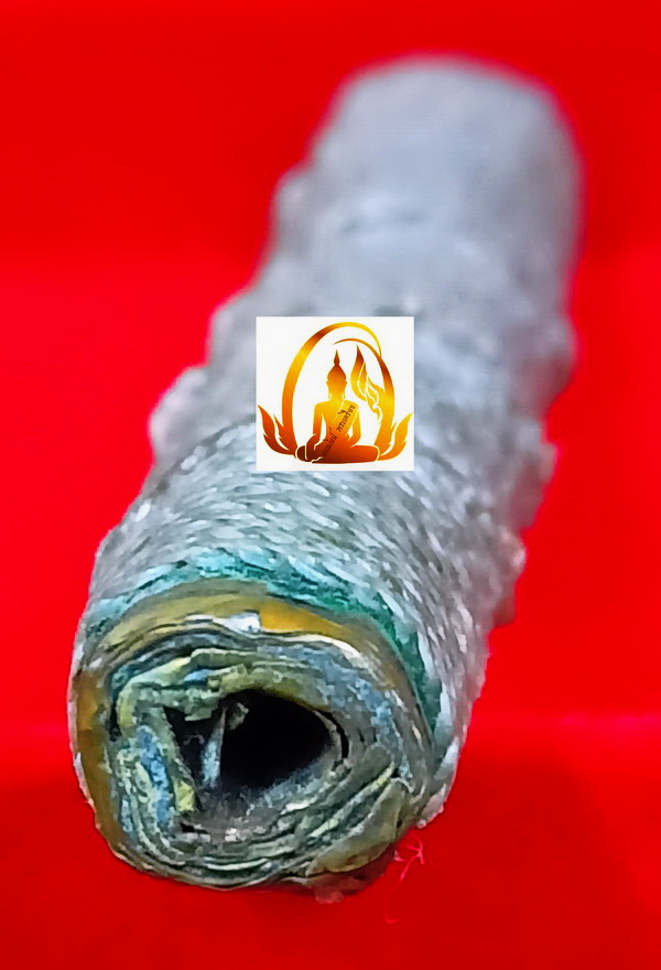 ตะกรุดหลวงพ่อทบ วัดชนแดน จ.เพชรบูรณ์ ยาว 3 นิ้ว เนื้อ 3 กษัตริย์