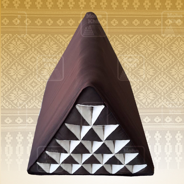 หมอนสามเหลี่ยม 21ช่องใหญ่ผ้าสีกรักพร้อมปลอกคลุม 60cmx80cmx50 cm // Big Triangle Khit Thai Floor Cushions Traditional handmade 21 holes.