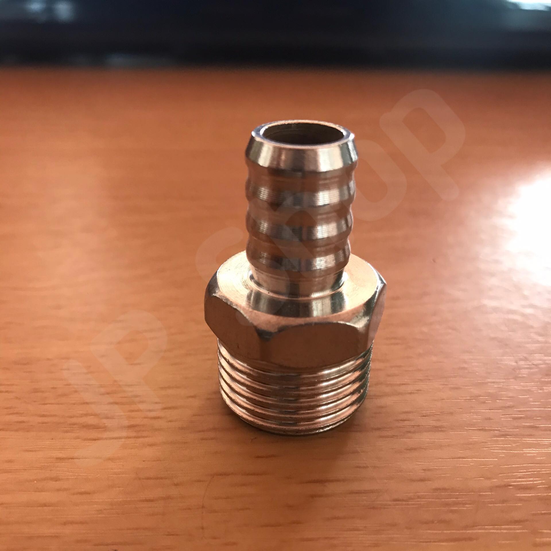 หางไหลสแตนเลส 1/2'' ( 4 หุน ) สวมสายยาง 11 มม. #0120