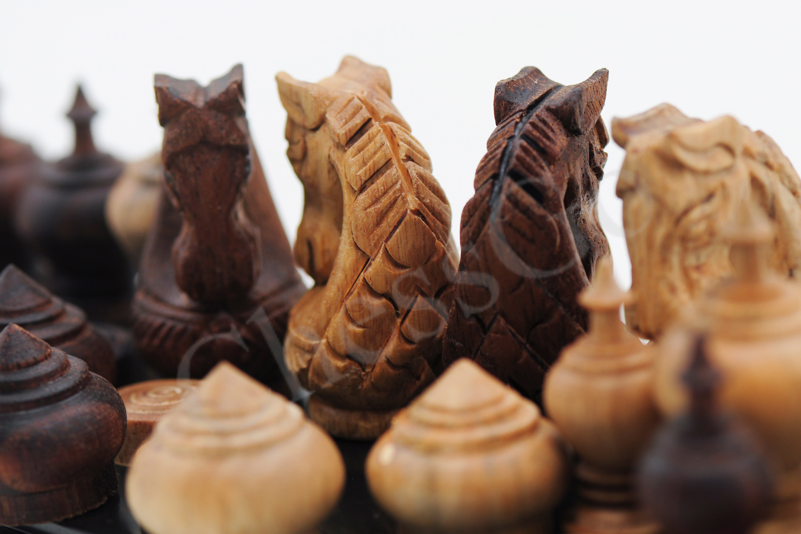 หมากรุกไทยไม้เนื้อแข็งรุ่นมาตรฐาน แบบ3