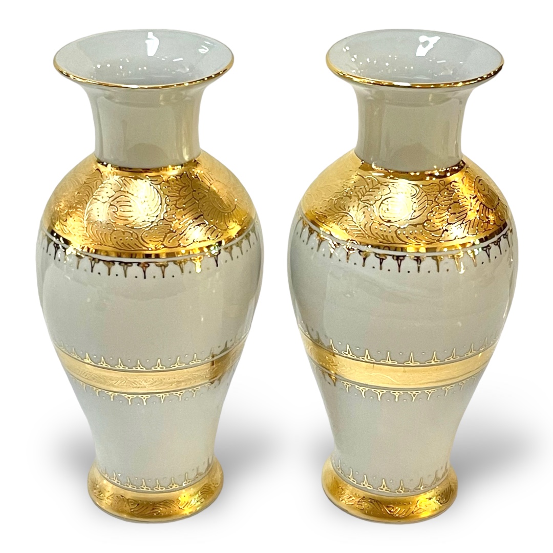 ชุดเบญจรงค์ สีขาวทอง ขนาด 8 นิ้ว