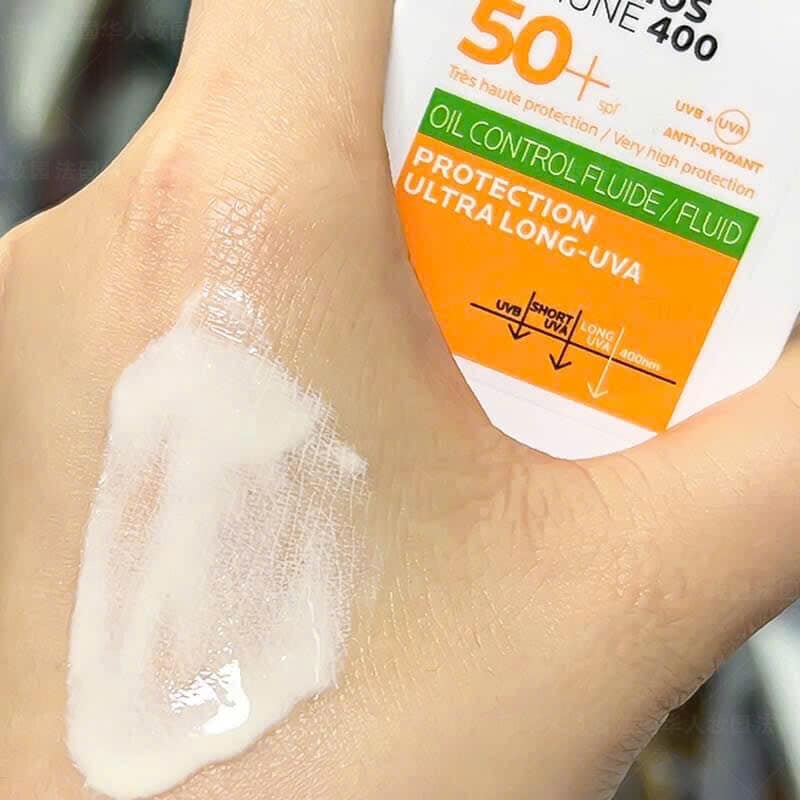 La Roche-Posay Anthelios UVMune 400 Fluide Oil Control SPF50+ 50ml. ครีมกันเจล แถบเขียว สำหรับผิวมัน กล่องแบน