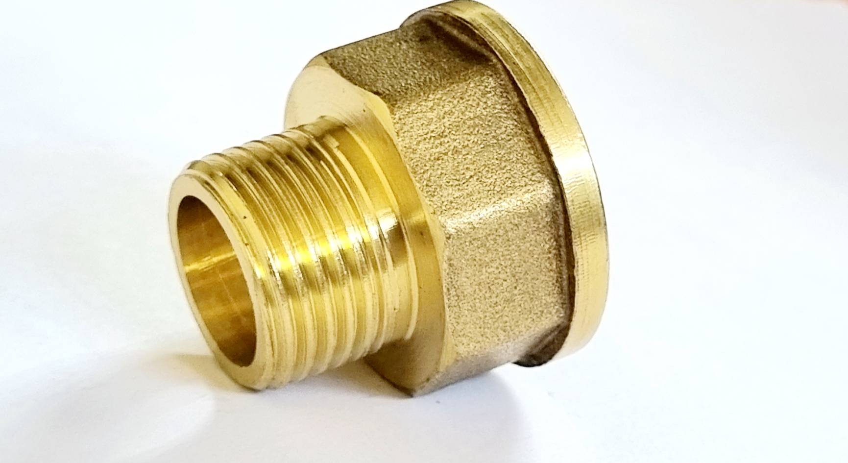 ข้อลดทองเหลือง เกลียวใน 6 หุน เกลียวนอก 4 หุน #2501