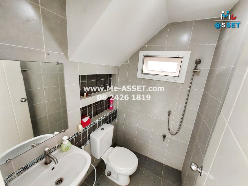 ขายบ้านเดี่ยว ใกล้ ม.มหิดล ย่าน ศาลายา วัดพระเงิน ศรีประวัติ : คณาศิริ ศาลายา : 2 ชั้น 50 ตารางวา