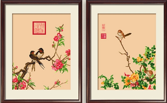 ชุดปักครอสติช ลายเซต 2 ชิ้น นกน้อยกับดอกไม้ ขนาดภาพละ 41*49 ซม.ผ้าครอสติช 11CTสีน้ำตาลอ่อน พิมพ์ลายปักบนผ้า ไหมคอตตอน 61 สี ผังลาย เข็ม