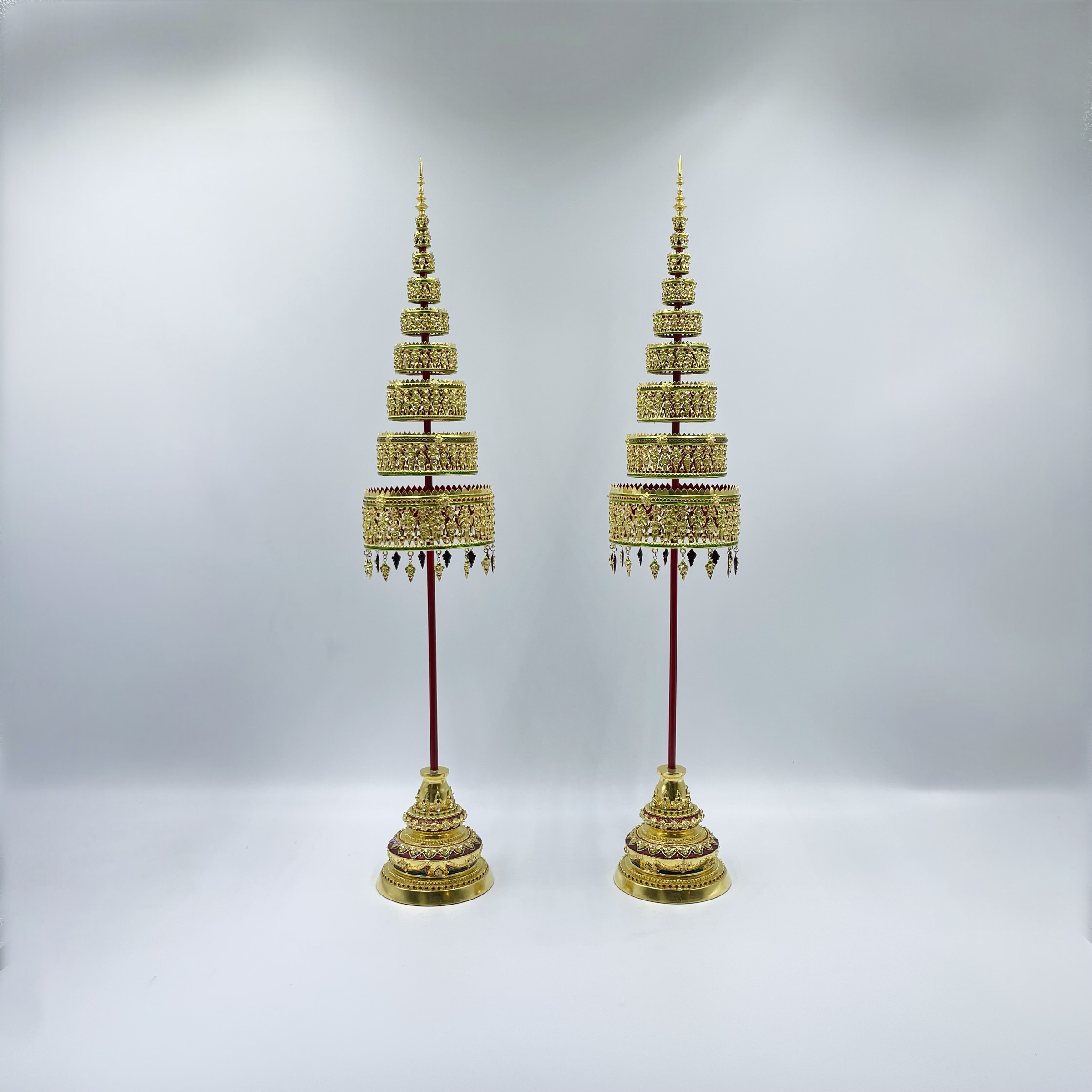 ฉัตรทอง 9 ชั้น