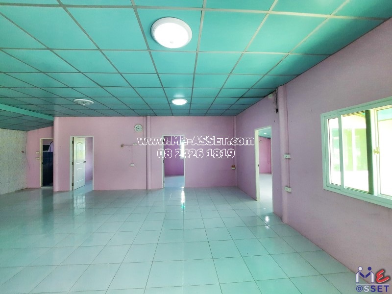 ขายที่ดินพร้อมสิ่งปลูกสร้าง บ้านชั้นเดียว ย่าน พุทธมณฑลสาย 4, ทวีวัฒนา อักษะ : ศาลายา ซอย 17 ใกล้ร้านก๊วยเตี๋ยวนายเงี๊ยบ : 134 ตารางวา