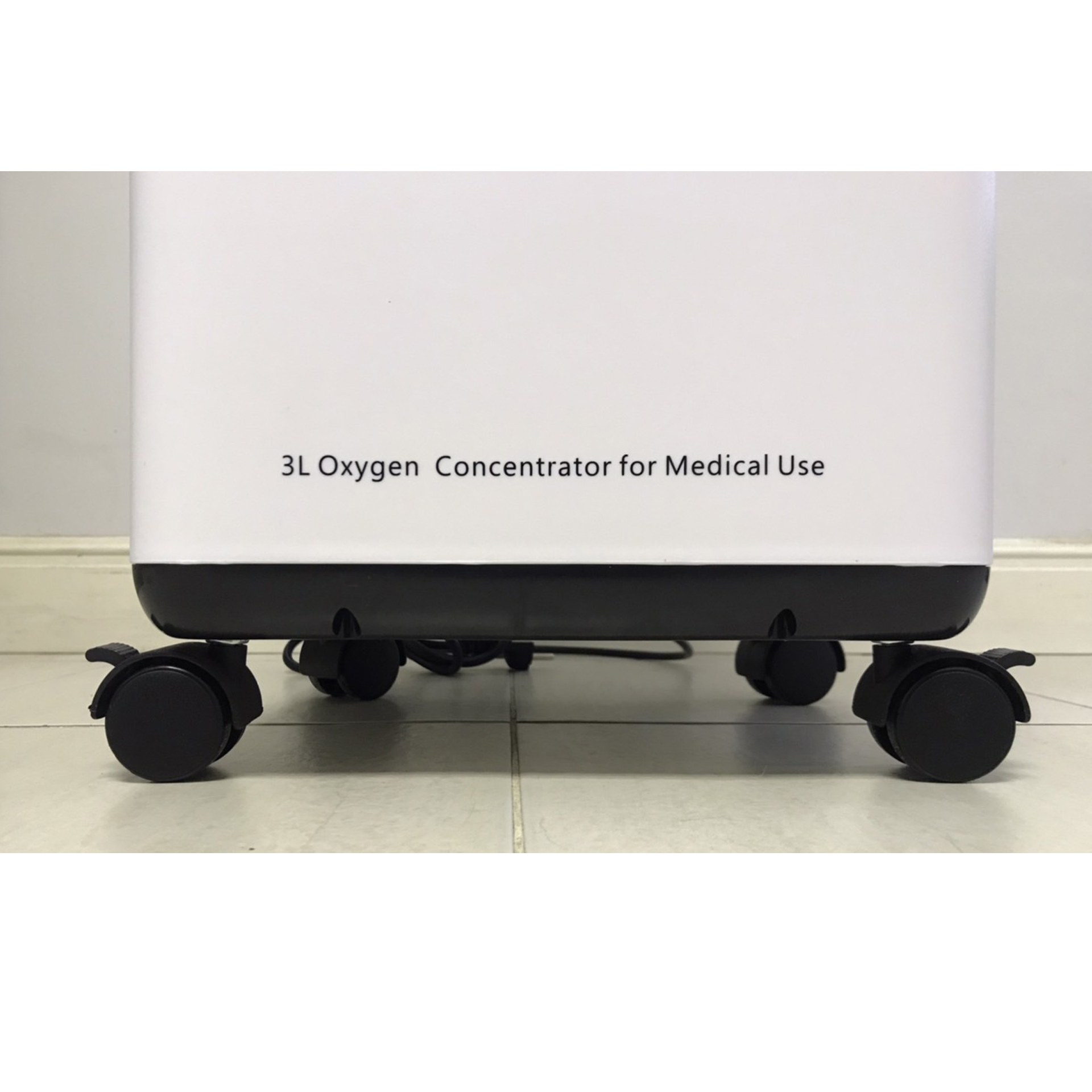 เครื่องเพิ่มความเข้มข้นของออกซิเจน 3 ลิตร ชนิดพ่นละอองยาได้ ยี่ห้อ Owgel รุ่น OZ-3-01TW0 (with Nebulizer Installation)