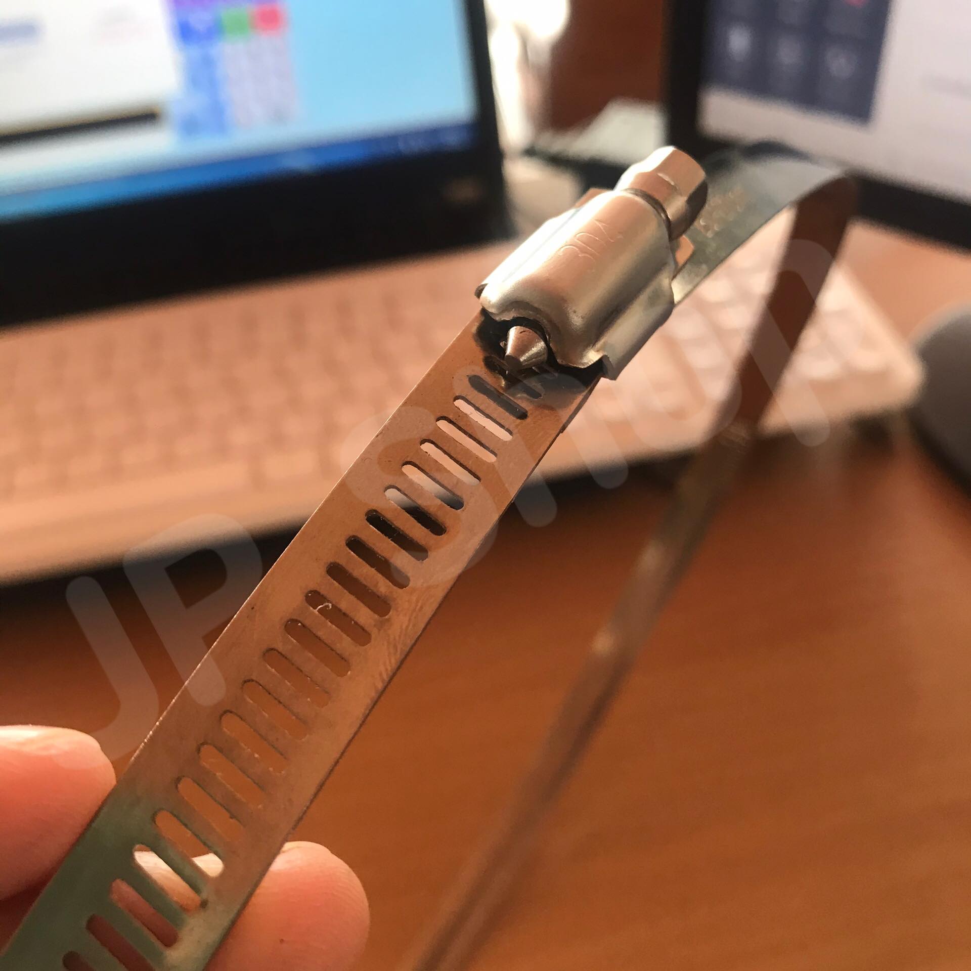 ปลอกรัด 251-273 (12 มม.) แคลมป์รัดท่อสแตนเลส 304 #251273