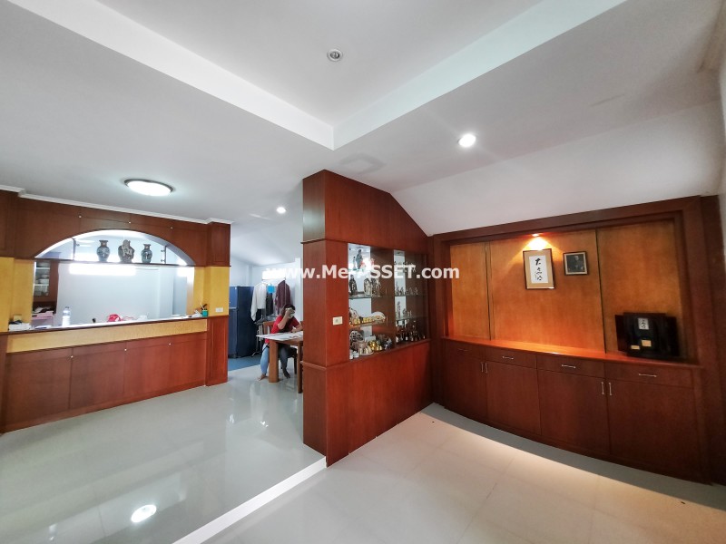 ขายบ้านเดี่ยว ม.วรารมย์ เฟส2 ถ.เพชรกษม 81 แขวงบางบอน เขตบางบอน กรุงเทพ / พื้นที่ 2 ชั้น 53 ตารางวา