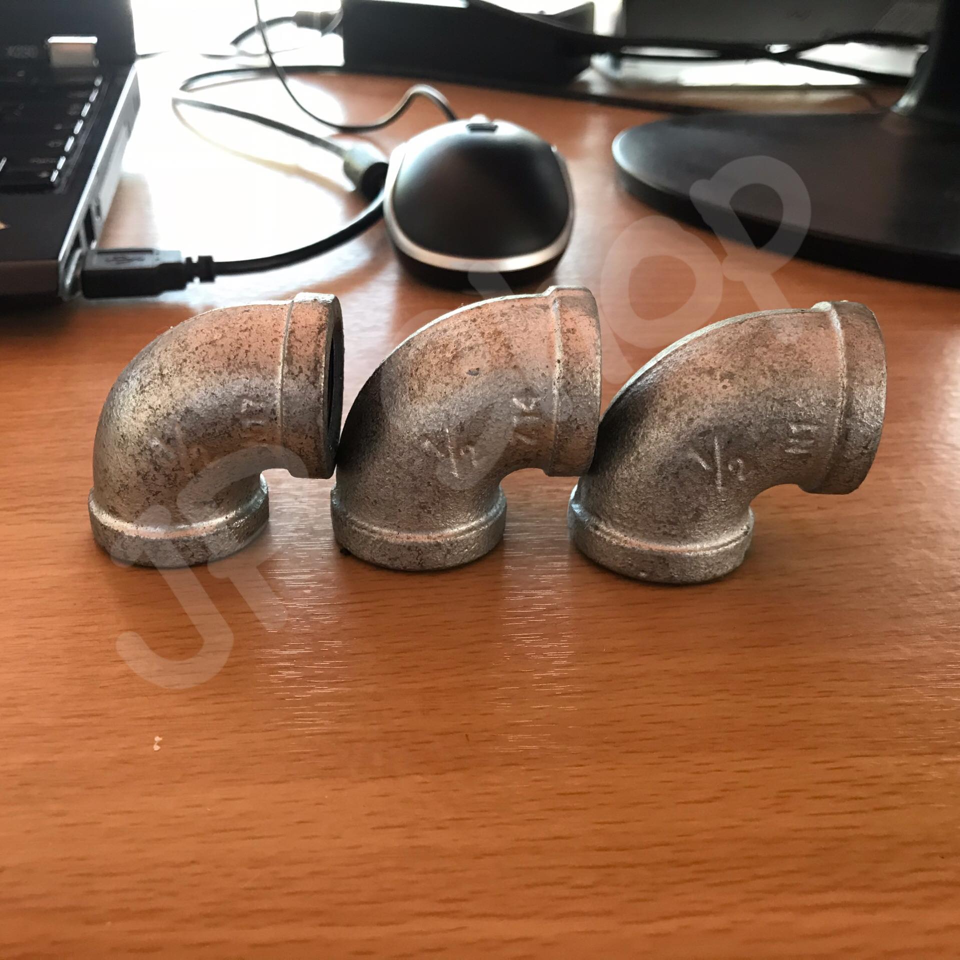 ข้องอประปา 90 องศา (1/2 นิ้ว)