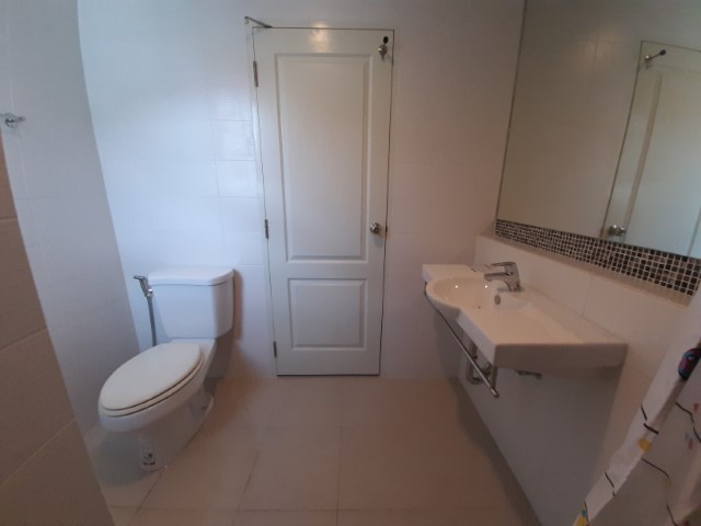 ขายบ้านเดี่ยว ไลฟ์ บางกอก บูเลอวาร์ด วงแหวน – พระราม 9 ; For Sale : Detached House @ Life Bangkok Boulevard Wongwaen – Rama 9
