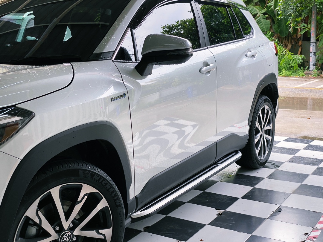 บันไดข้าง Corolla Cross โคโรล่าครอส ตรงรุ่น
