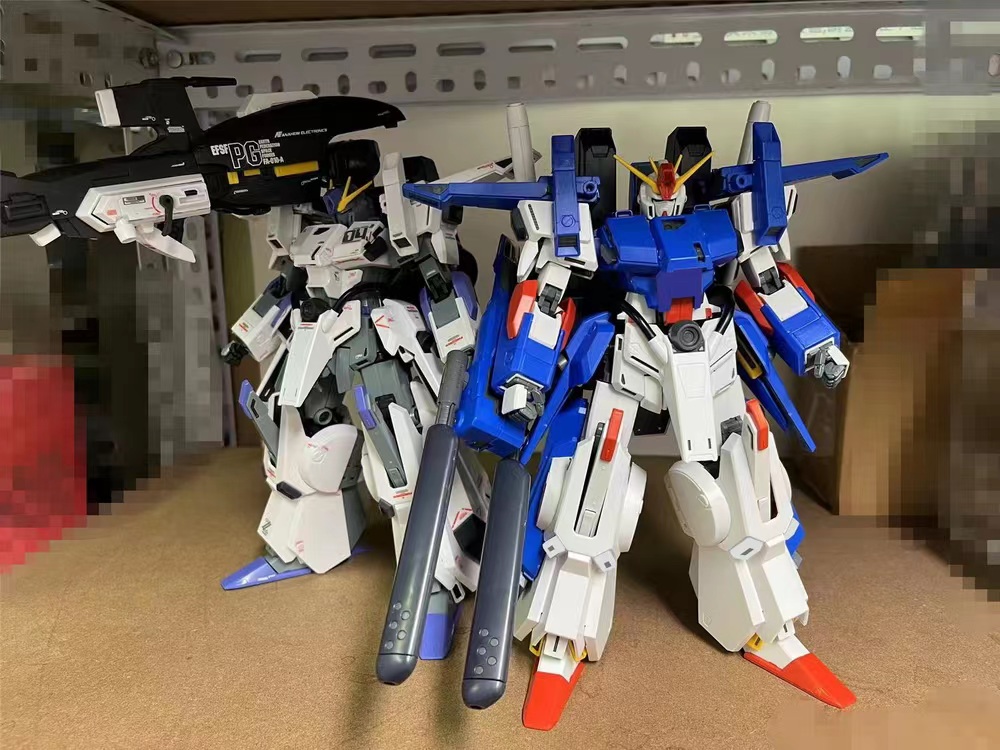 3302B MG 1/100 Full Armour ZZ Ver.Ka [AA]