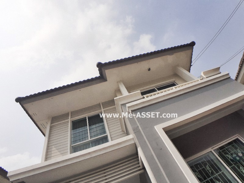 ขายบ้านแฝด ม.พฤกษาวิลล์ ถ.รามคำแหง 160 ซ.มิสทีน แขวงสะพานสูง เขตสะพานสูง กรุงเทพ ต้นโครงการ ถนนเมน หน้าบ้านไม่ชนใคร / พื้นที่ 2 ชั้น 38.3 ตารางวา