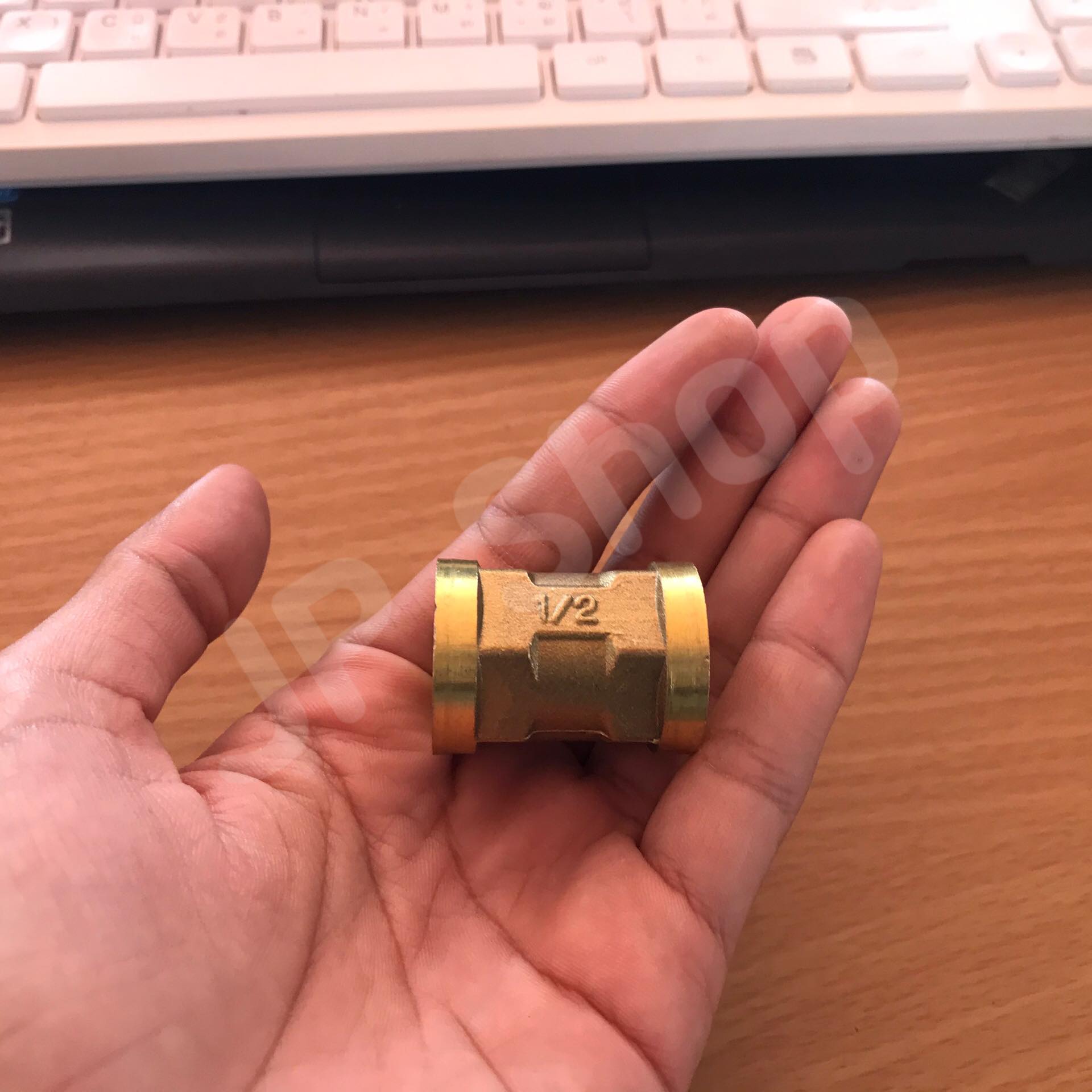 ข้อต่อตรงทองเหลืองขนาด 4 หุน เกลียวใน ข้อต่อ ทองเหลือง ต่อตรงเกลียวใน #1854