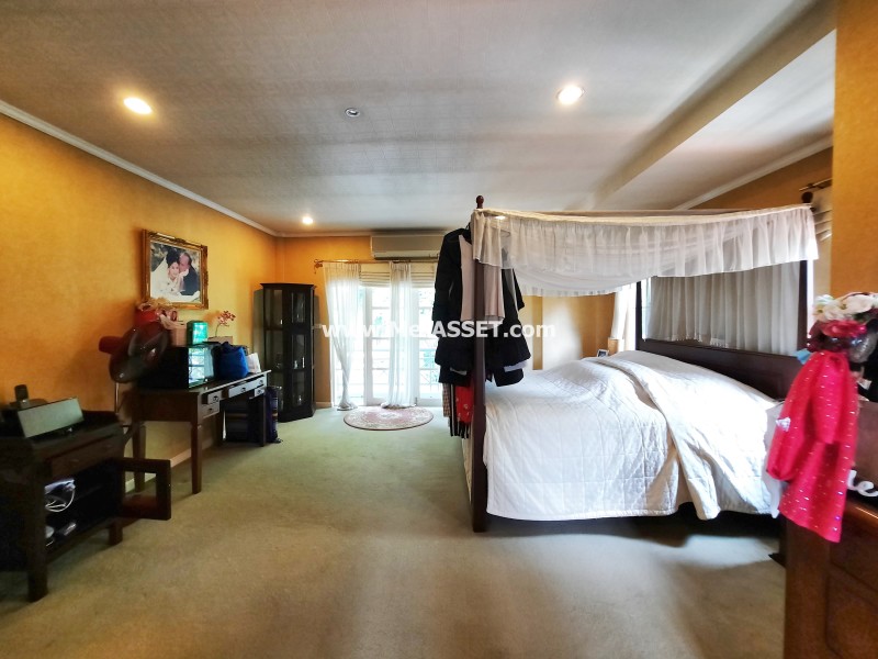 ขายบ้านเดี่ยว ม.นันทวัน วงแหวน-รัตนาธิเบศร์ ถ.ตลิ่งชัน-สุพรรณบุรี ต.เสาธงหิน อ.บางใหญ่ นนทบุรี ต้นโครงการ ติดสวนสาธารณะ หน้าบ้านไม่ชนใคร / พื้นที่ 2 ชั้น 146.7 ตารางวา