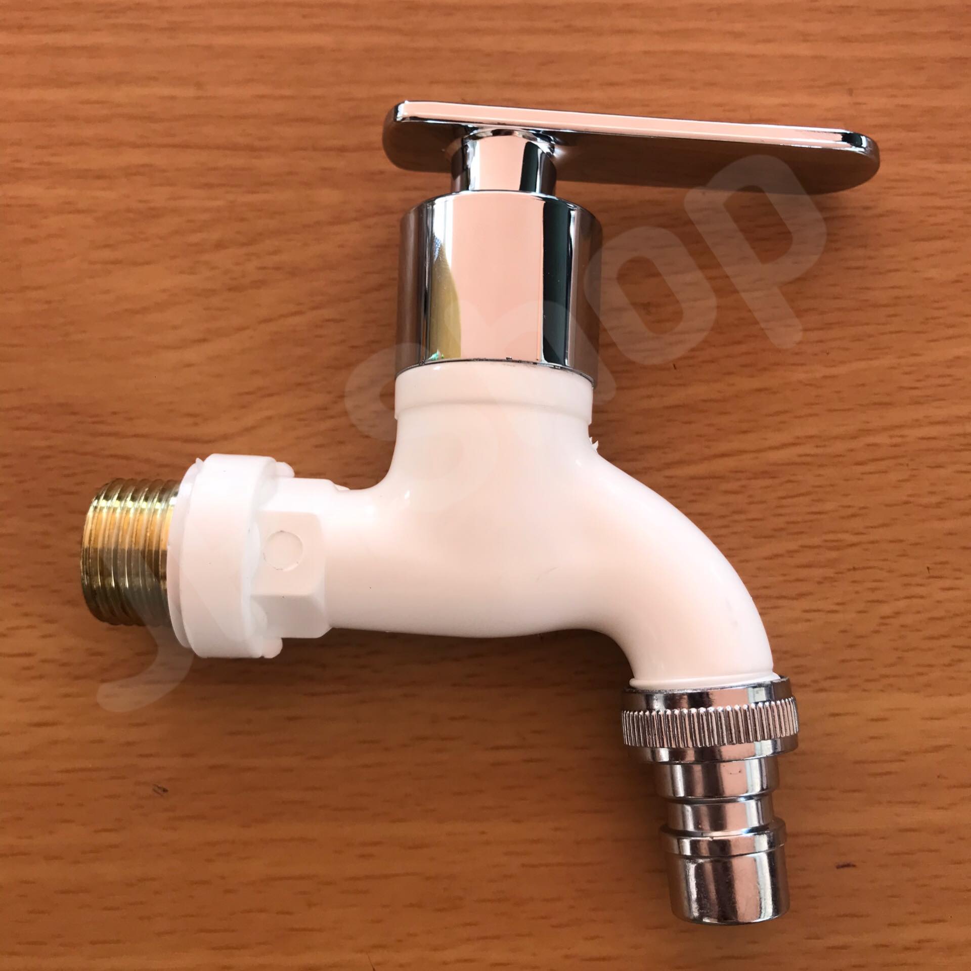 ก๊อกน้ำ 4 หุน พลาสติกABS เกลียวNPTชุบทองเหลือง คละสี #12345