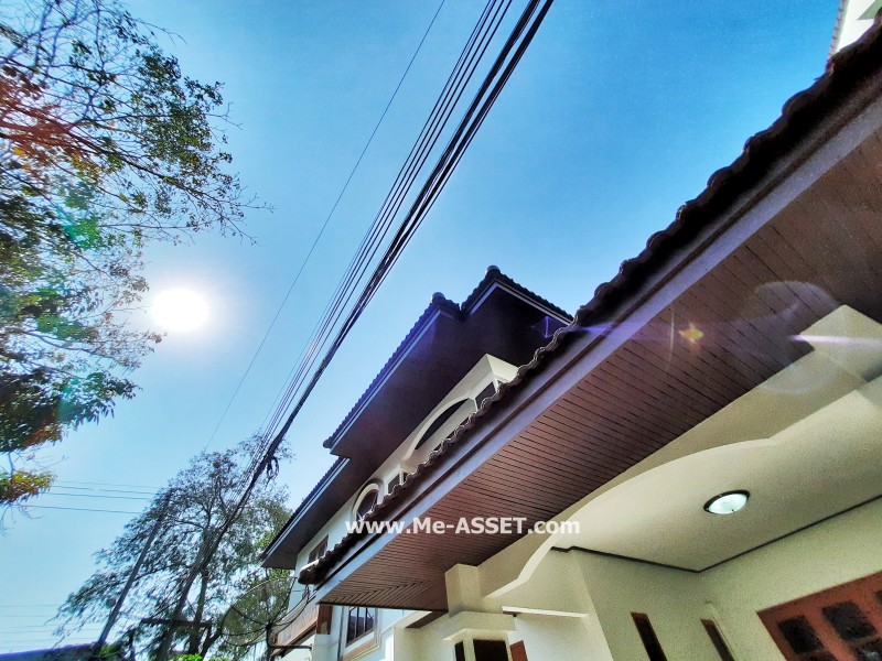 ให้เช่าบ้านเดี่ยว ถ.สุขุมวิท 105 ซ.ลาซาล 37 แขวงบางนา เขตบางนา กรุงเทพ หลังริม / 2 ชั้น 42 ตารางวา