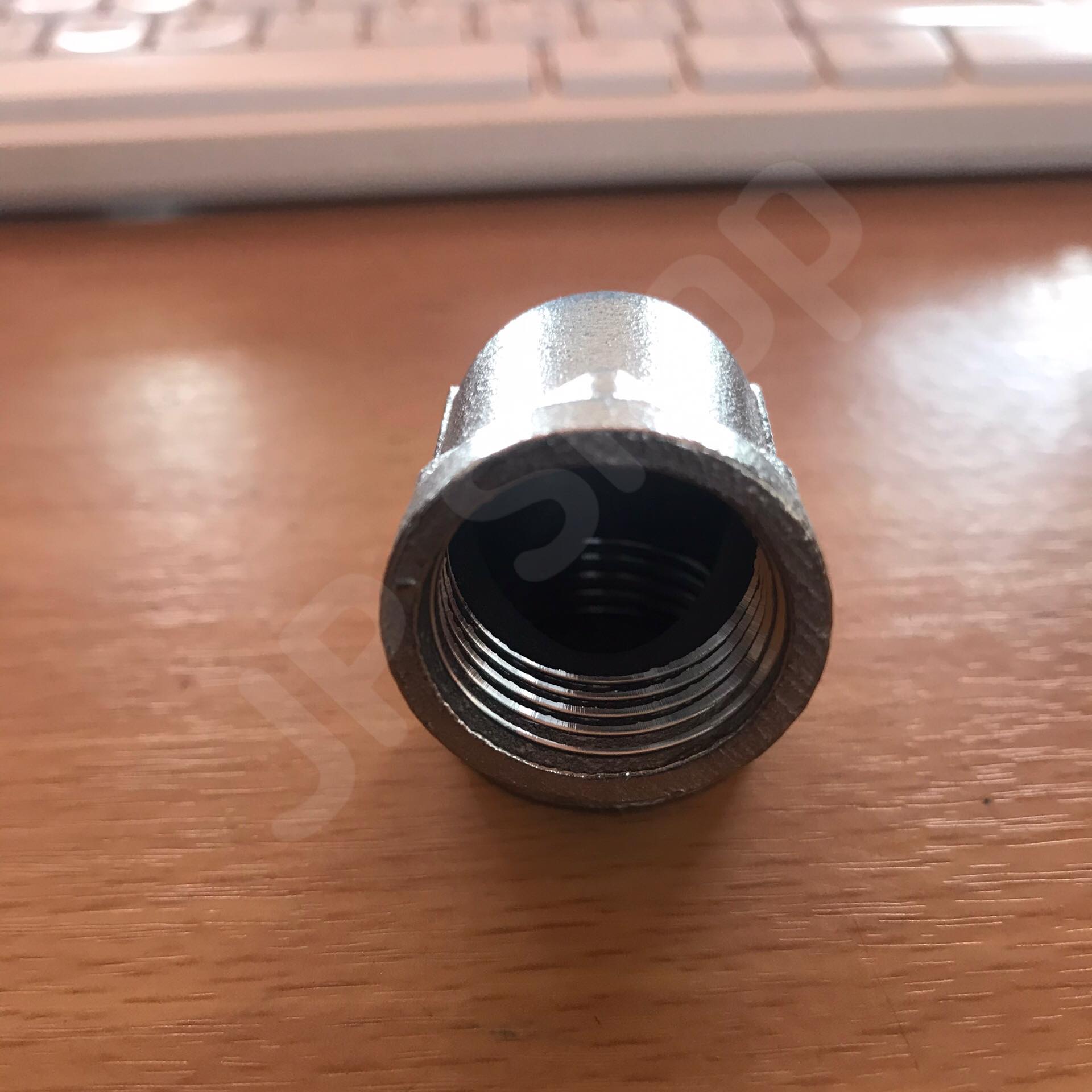 ข้องอสแตนเลส304 เกลียวใน ขนาด 4 หุน #3654