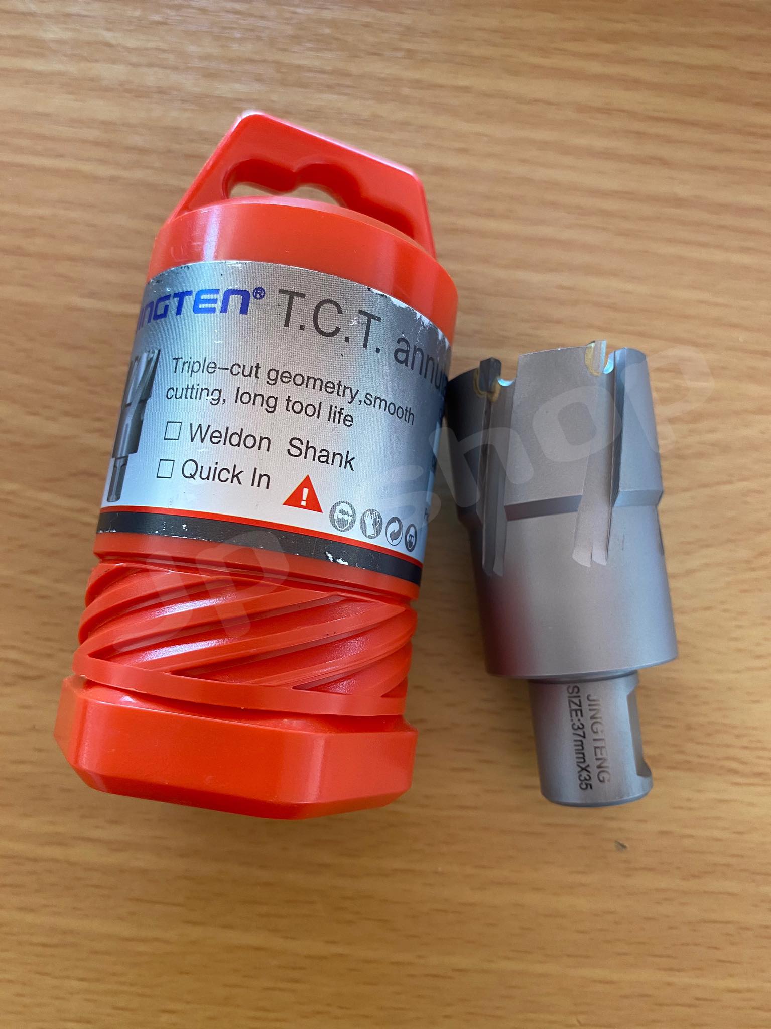 ดอกสว่านเจ็ทบอส แบบโฮลซอว์คาร์ไบ สำหรับเจาะเหล็กหนา ด้วยสว่านแม่เหล็กไฟฟ้า ขนาด37*35มม. #37735