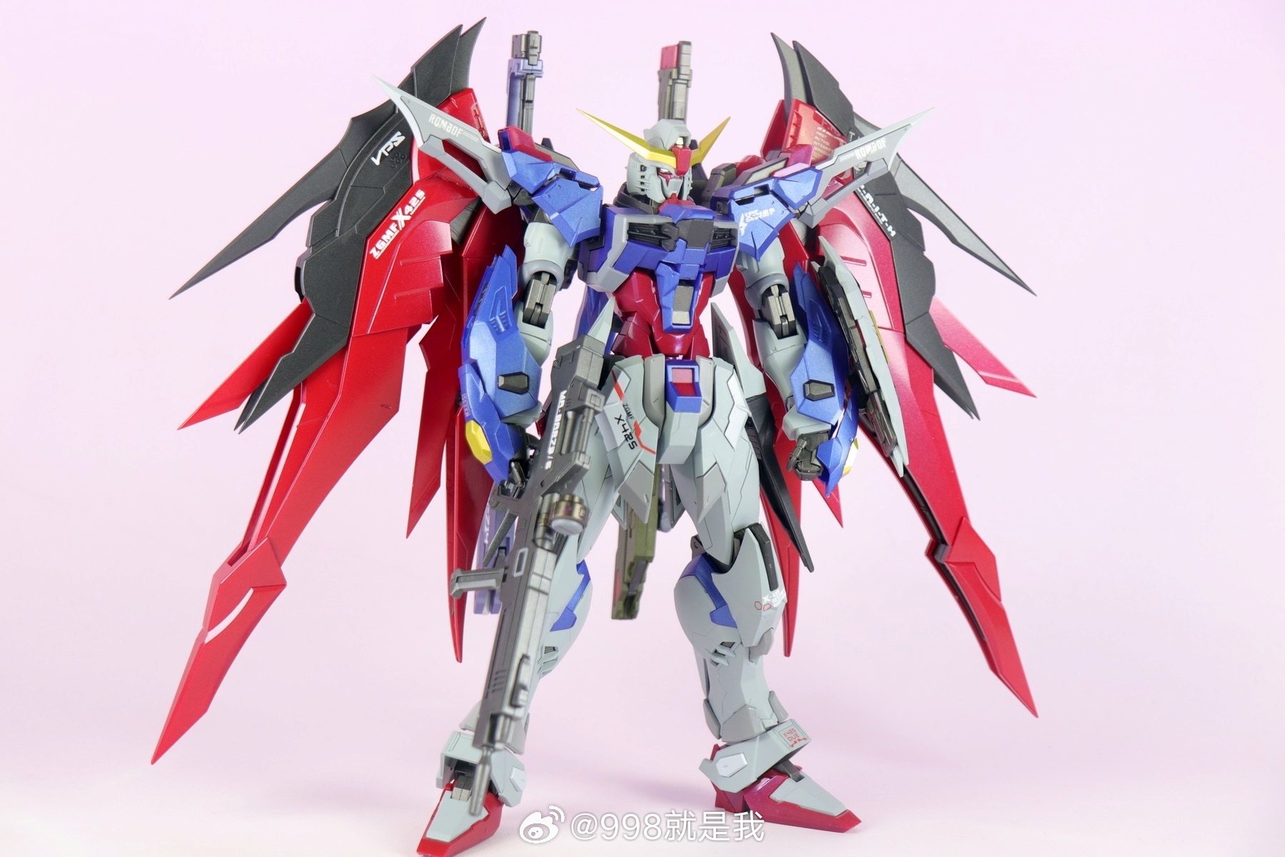PRE-order Daban 8828 MG 1/100 Destiny + Wing of Light Ver.MB