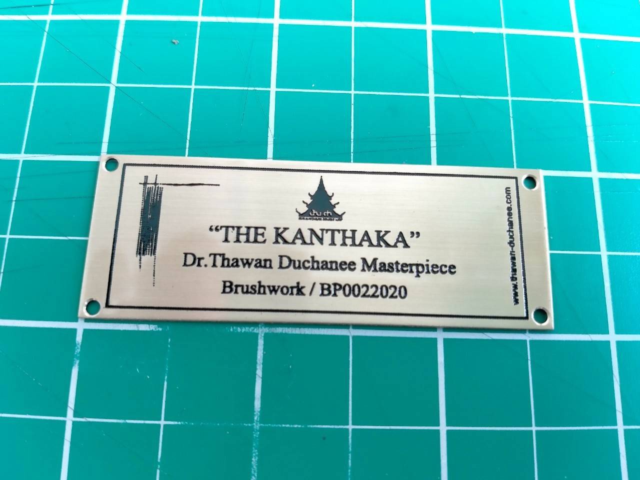 ป้ายสแตนเลสทองเหลืองกัดกรด -THE KANTHAKA